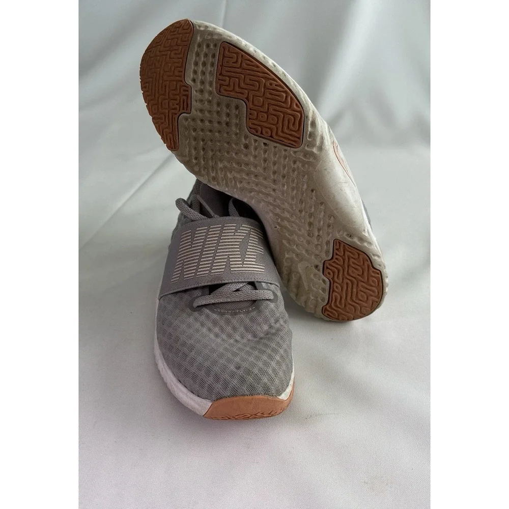 Nike Renew In-Season TR 9 Women Size 6‎ Gray White Athletic Shoes Sneakers EUC